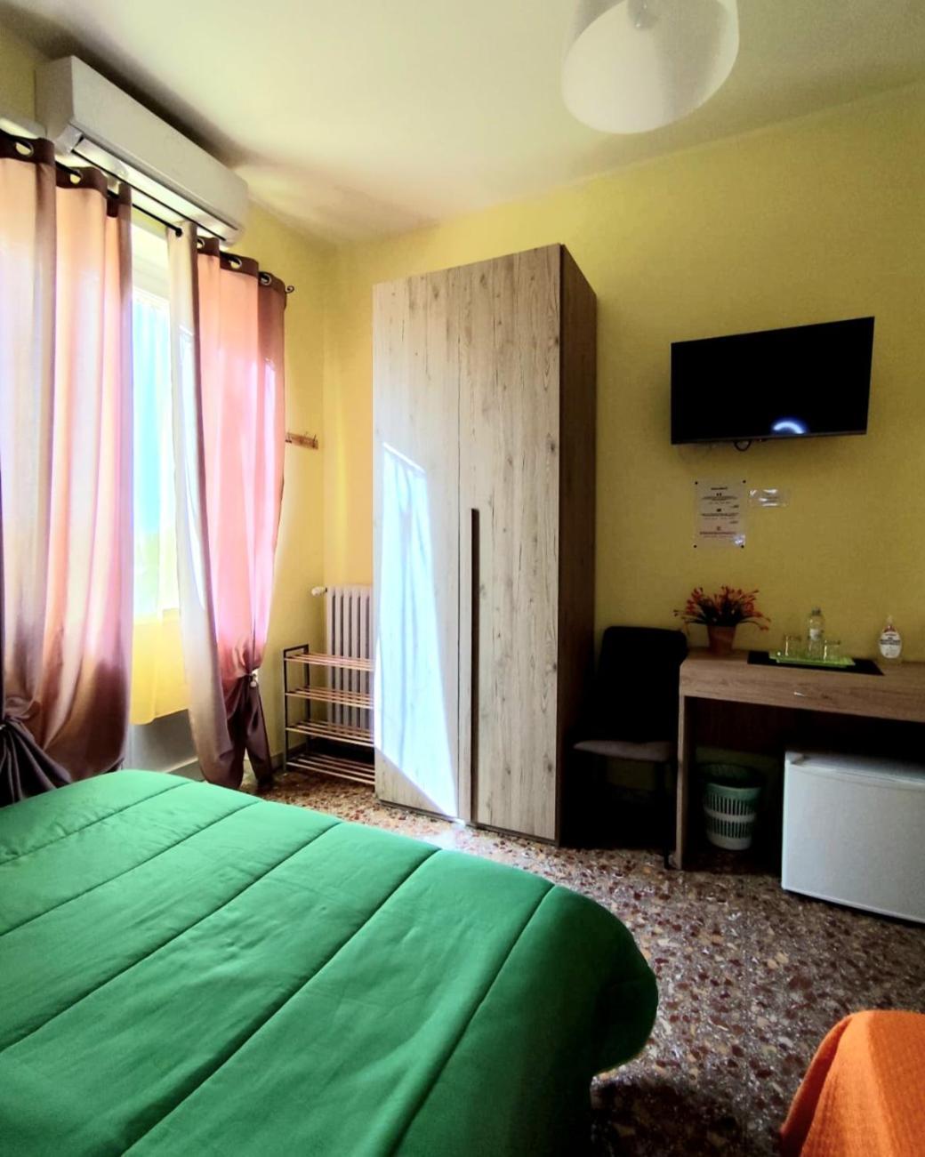 Bed And Breakfast Mamma Giuliana Рим Екстериор снимка